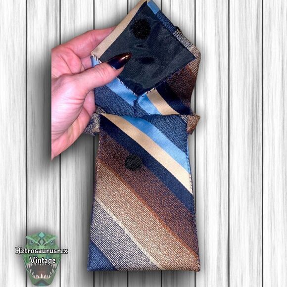 VINTAGE repurposed tie purse - Picture 4 of 8